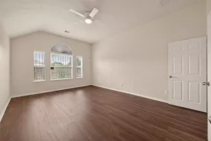 11719 Bollinger Park Ct, Houston, TX 77047 - Photo 26