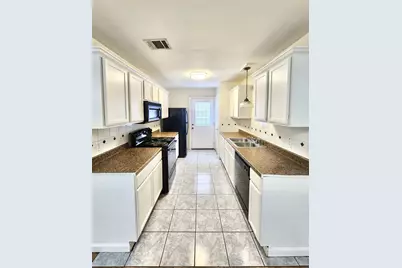 11899 Algonquin Drive #5, Houston, TX 77089 - Photo 4
