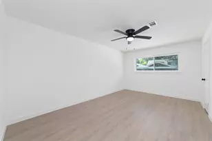 5950 Dumfries Dr, Houston, TX 77096 - Photo 14