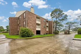 2501 Gulf Freeway, Dickinson, TX 77539 - Photo 2