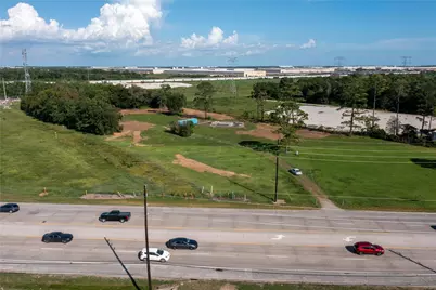 6822 N Highway 146, Baytown, TX 77523 - Photo 10