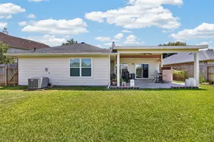 14810 Stocklin Ct, Sugar Land, TX 77498 - Photo 32