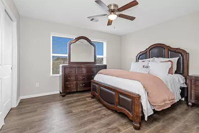 4704 Bella Court, Alvin, TX 77511 - Photo 30