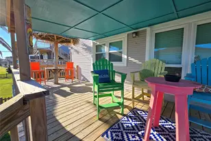 12929 John Reynolds Rd, Galveston, TX 77554 - Photo 10