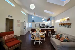 12929 John Reynolds Rd, Galveston, TX 77554 - Photo 18