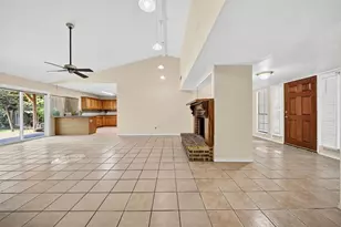 22702 Melham Ln, Spring, TX 77373 - Photo 4