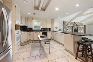 1026 Rose Cir, College Station, TX 77840 - Photo 12