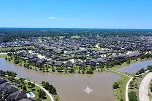 2207 Hannah Crk Ct, Pearland, TX 77089 - Photo 2