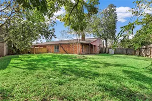 8002 Beechnut St, Houston, TX 77036 - Photo 4