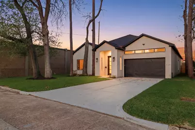 934 Autumn Oaks Drive, Houston, TX 77079 - Photo 2