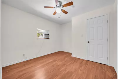 201 W Mink Street, Willis, TX 77378 - Photo 22