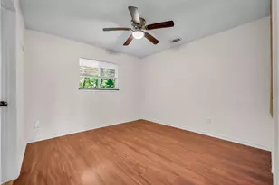 201 W Mink St, Willis, TX 77378 - Photo 20