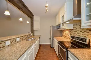 8075 El Mundo St, Houston, TX 77054 - Photo 4