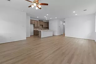 24332 Ponds Crk Ct, Magnolia, TX 77355 - Photo 4