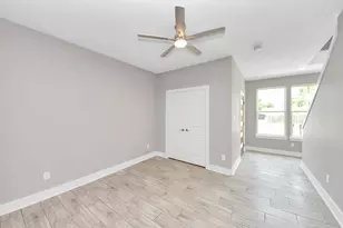2608 Campbell St, Houston, TX 77026 - Photo 14