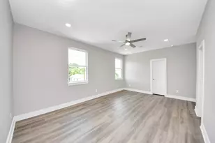 2608 Campbell St, Houston, TX 77026 - Photo 30