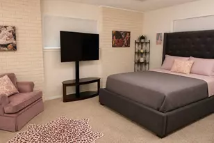 1188 E Oak St, La Grange, TX 78945 - Photo 10