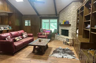 1188 E Oak St, La Grange, TX 78945 - Photo 18