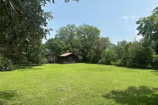 1188 E Oak St, La Grange, TX 78945 - Photo 24