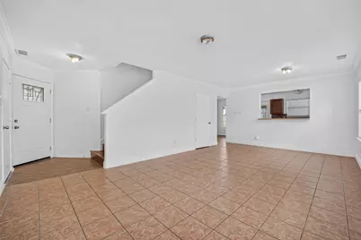 12710 Paso Del Flores Drive, Houston, TX 77045 - Photo 6