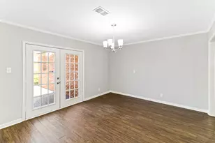 127 Talisman St, Lake Jackson, TX 77566 - Photo 6