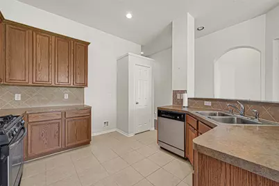 8215 Kerrington Glen Drive, Cypress, TX 77433 - Photo 10