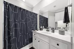 1707 Welch St, Houston, TX 77006 - Photo 6