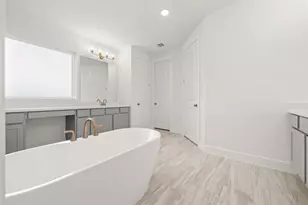 16542 Givenchy Ln, Conroe, TX 77302 - Photo 10