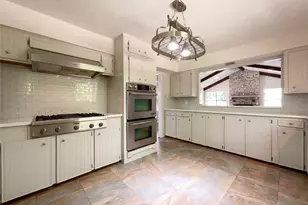 241 Greenbriar Dr, Livingston, TX 77351 - Photo 6
