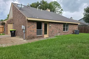 1703 Clear Valley Dr, Houston, TX 77014 - Photo 18