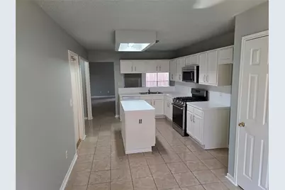 1703 Clear Valley Drive, Houston, TX 77014 - Photo 6