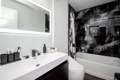 10551 Kirkgreen Drive, Houston, TX 77089 - Photo 20