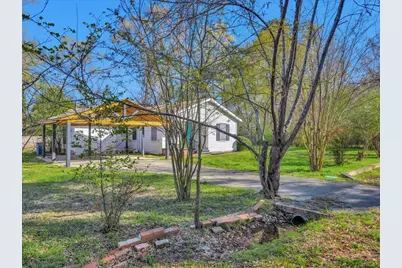 1402 Murphy Avenue, Lufkin, TX 75904 - Photo 2