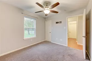 503 W Linney St, Dayton, TX 77535 - Photo 30