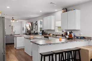 975 Harper Ln, Bryan, TX 77803 - Photo 10