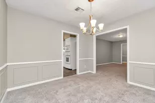12526 Hazelwood Ln, Houston, TX 77077 - Photo 16