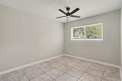 9405 Vicksburg Avenue, Texas City, TX 77591 - Photo 20