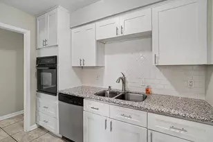 9405 Vicksburg Ave, Texas City, TX 77591 - Photo 10