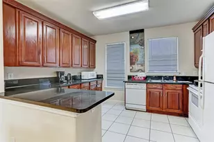 2078 Laverne St, Houston, TX 77080 - Photo 4