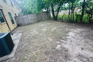 2078 Laverne St, Houston, TX 77080 - Photo 16