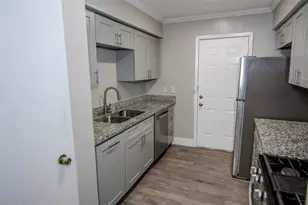1647 Northwood St, Houston, TX 77009 - Photo 4