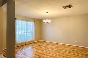 1404 Helmsley Dr, Rosenberg, TX 77471 - Photo 8