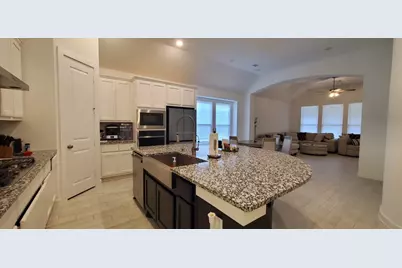 15708 Autumn Sun Court, Conroe, TX 77302 - Photo 8