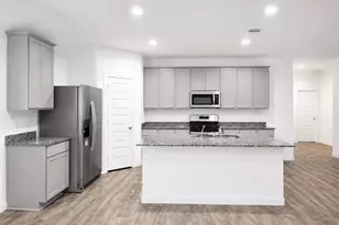 31603 Featherstone Trl, Fulshear, TX 77441 - Photo 8