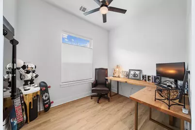 120 Adams Street, Houston, TX 77011 - Photo 16