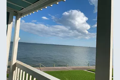 500 Tiki Drive Drive #210, Tiki Island, TX 77554 - Photo 8