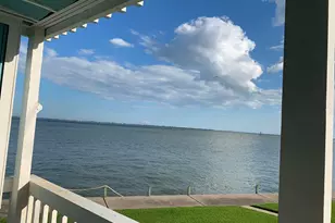 500 Tiki Dr Dr, Tiki Island, TX 77554 - Photo 8