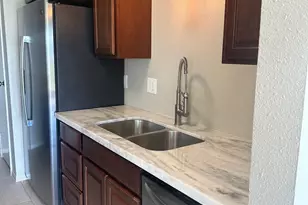 500 Tiki Dr Dr, Tiki Island, TX 77554 - Photo 6