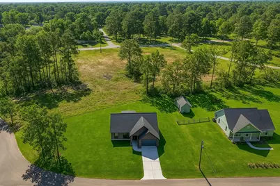 190 Faulkner Ave, Coldspring, TX 77331 - Photo 2