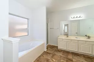 11125 31st Ave N, Texas City, TX 77591 - Photo 14